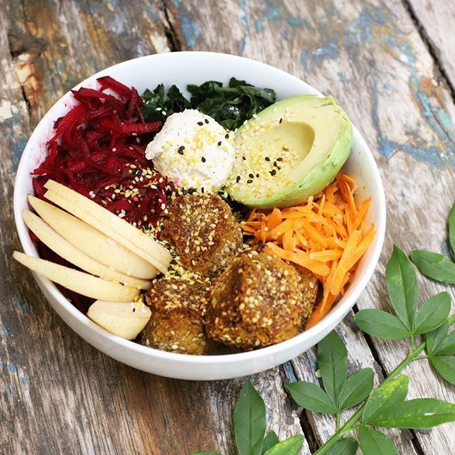 Carrot & Turmeric Falafel
