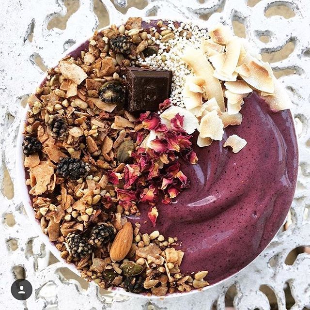 Maqui & Matcha Smoothie Bowl