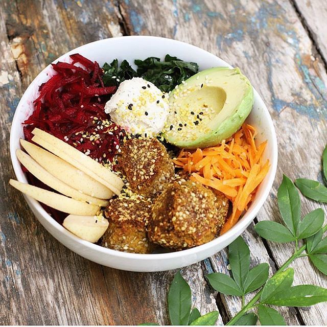 Carrot and Turmeric Falafel with Raw Salad