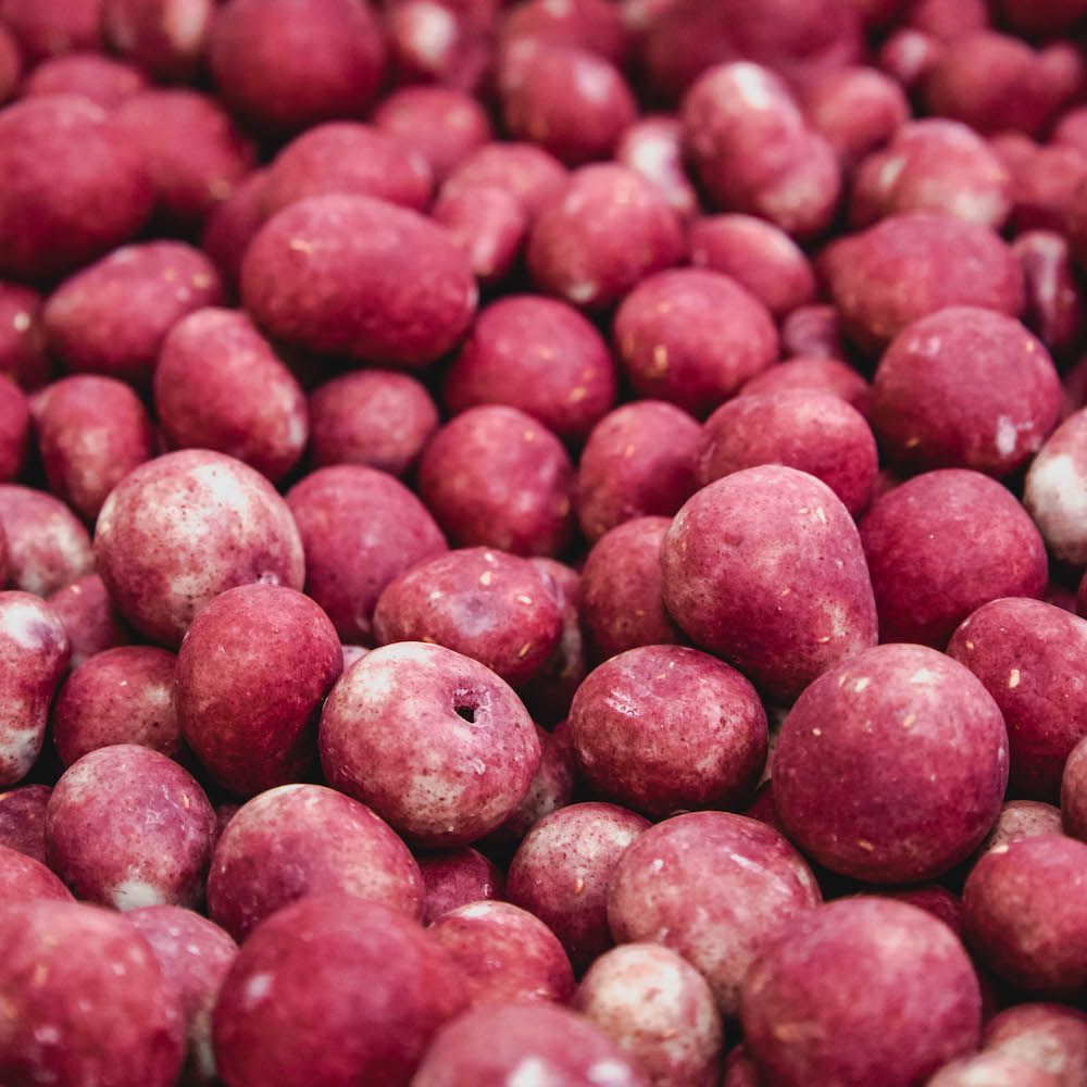 raspberries white choc freeze dried