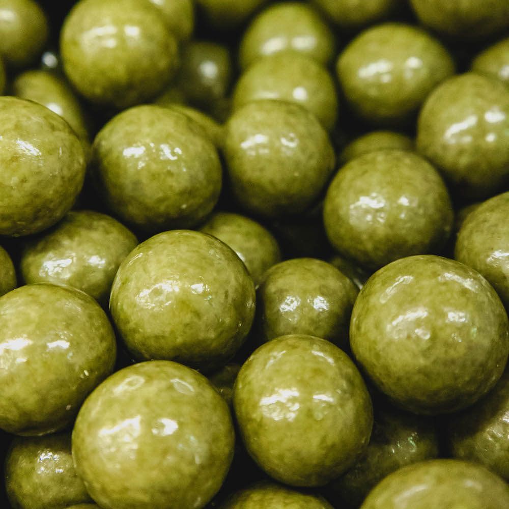 strawberries freeze dried matcha choc