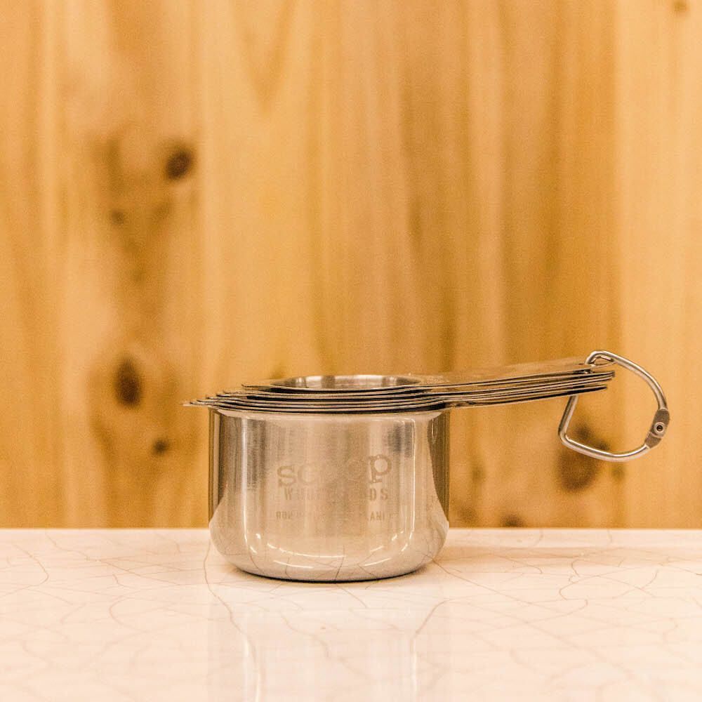 measuring cups